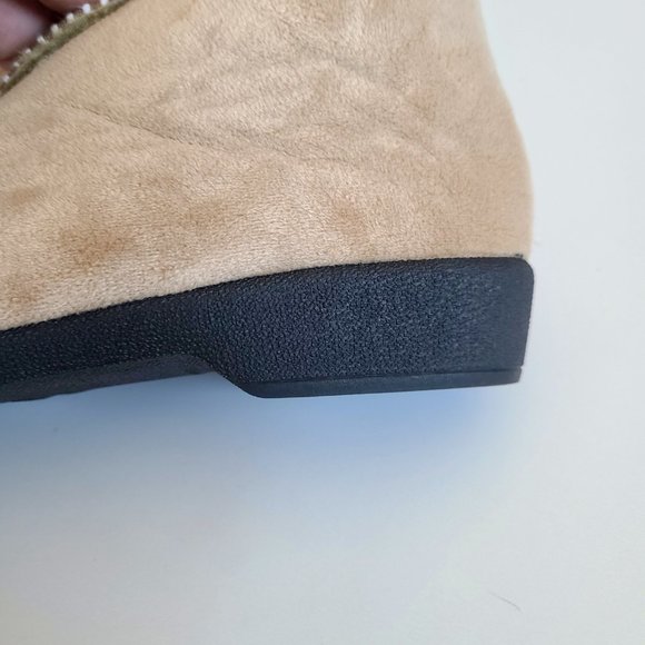 Vintage made in France wool lined suede ankle shoes/boots. - Picture 15 of 15